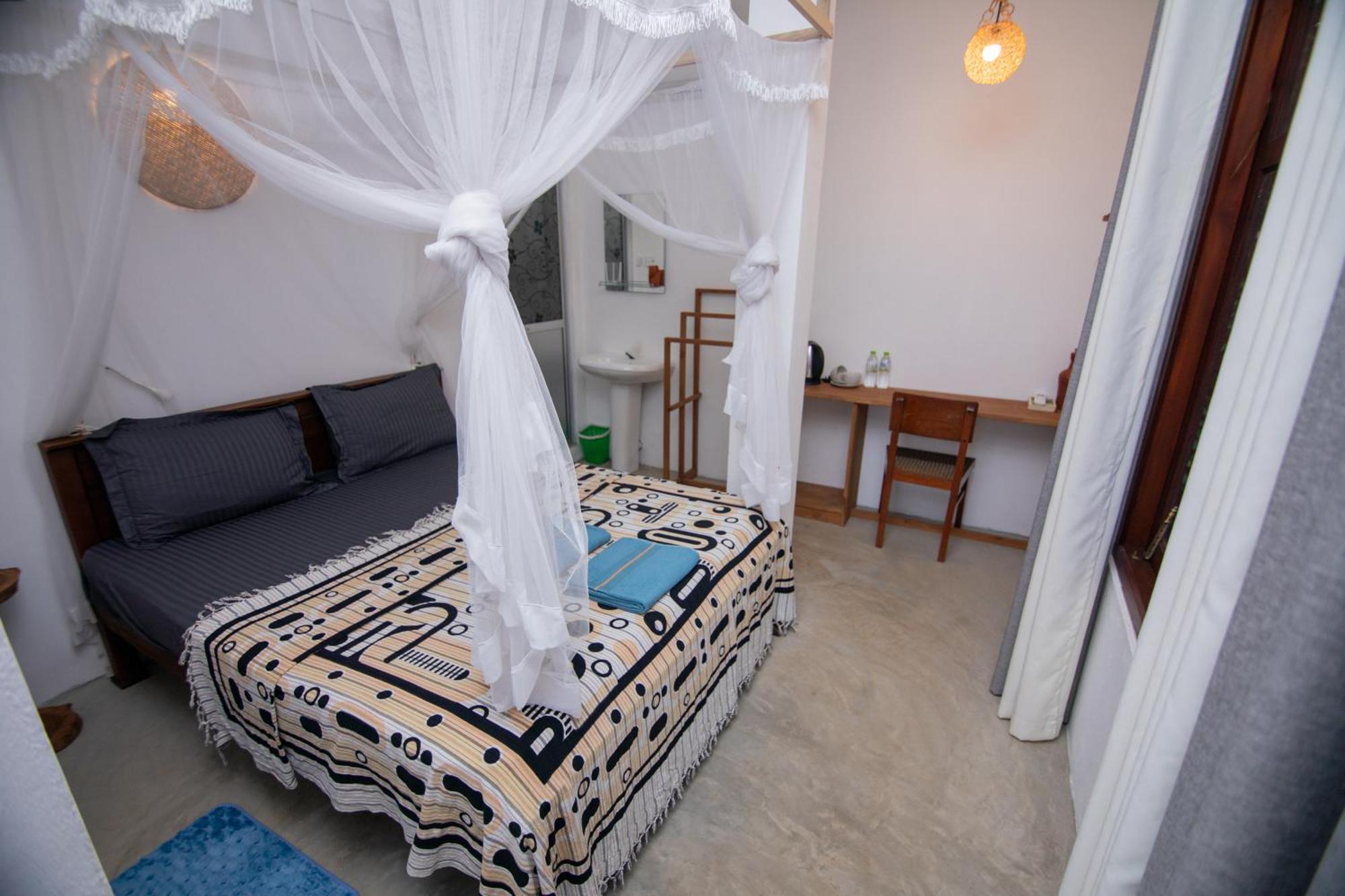 Light House Beach Home Matara Ruang foto