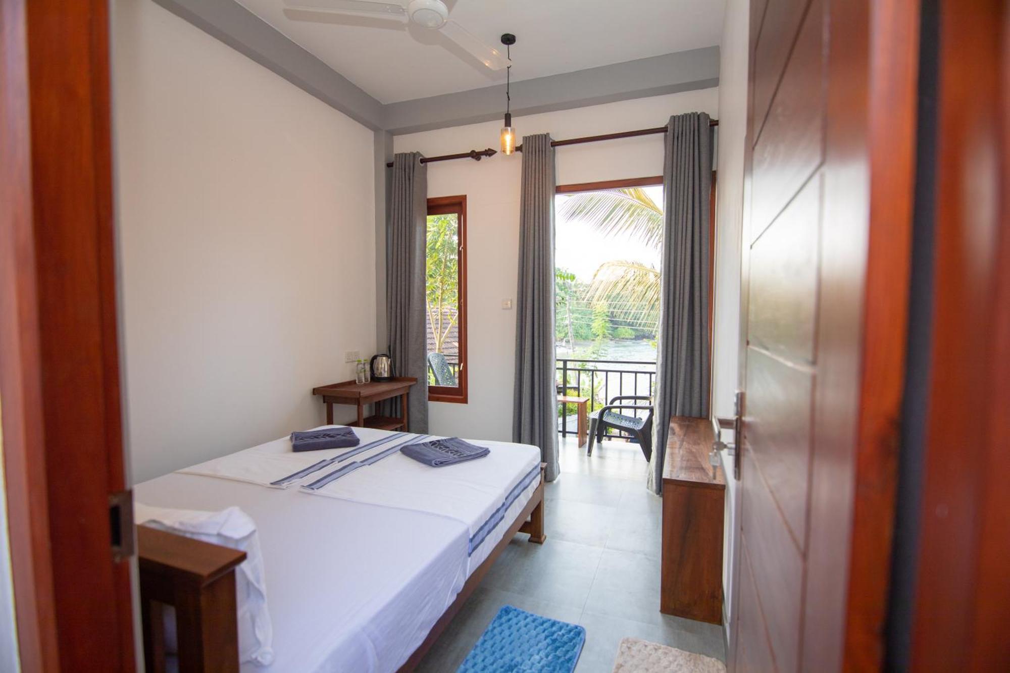 Light House Beach Home Matara Ruang foto