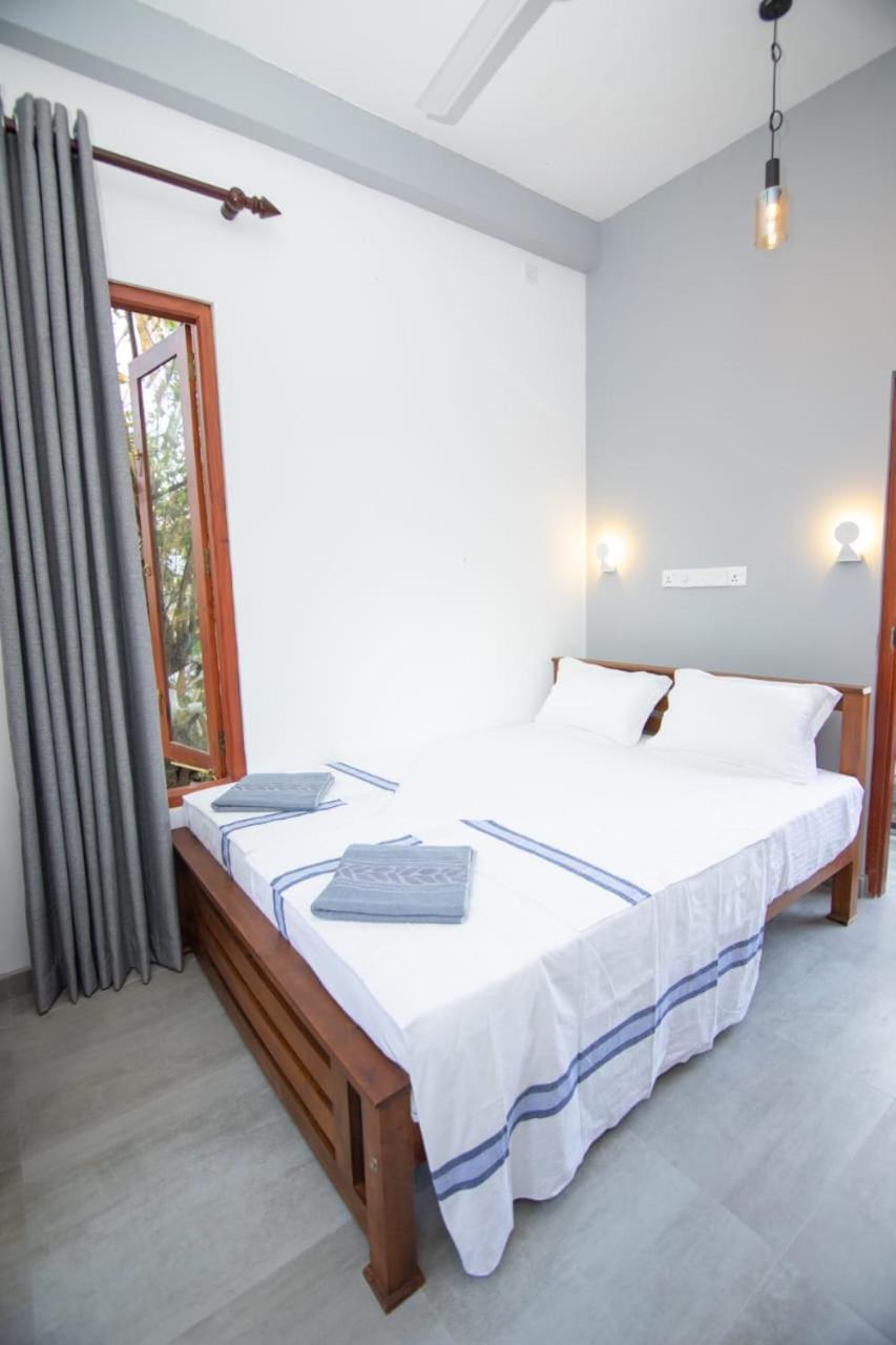 Light House Beach Home Matara Ruang foto