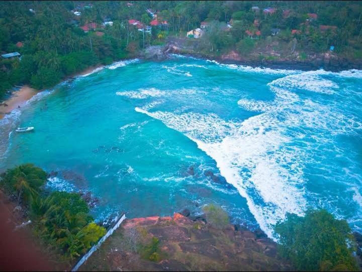 Light House Beach Home Matara Bagian luar foto